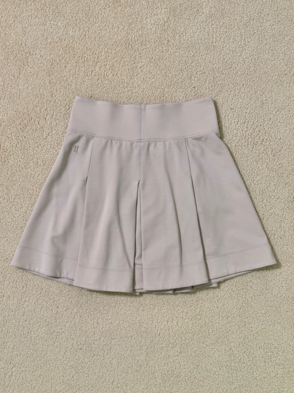 Kit and Ace Neutral Pleated Skirt in Beige / Light Tan